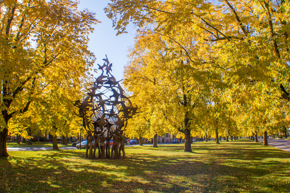 Bidwell Parkway